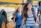 kids getting off school bus